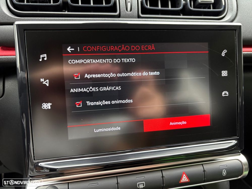 Citroën C3 1.2 PureTech Shine - 28