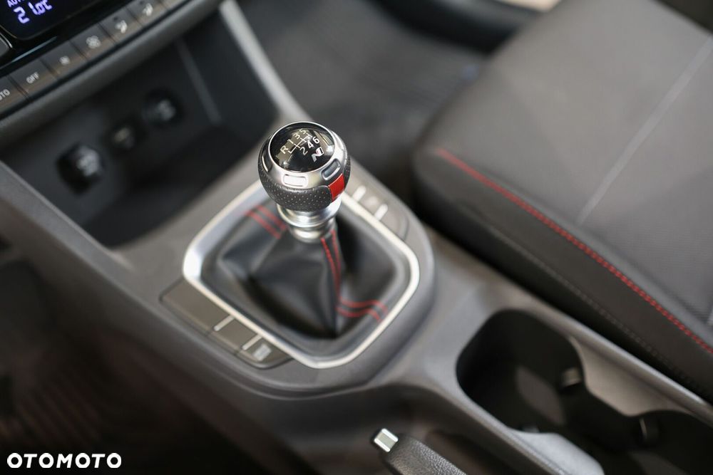 Hyundai i30 1.5 T-GDI 48V Premium - 32