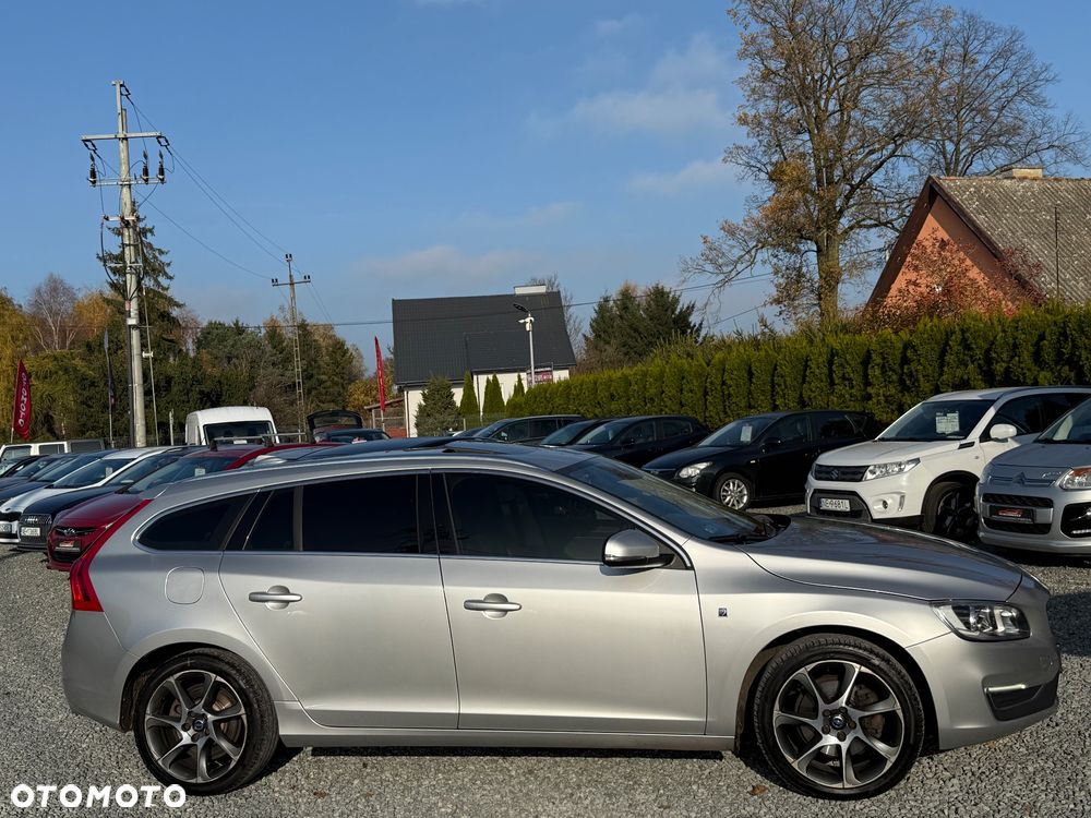 Volvo V60 D4 Drive-E Ocean Race - 23