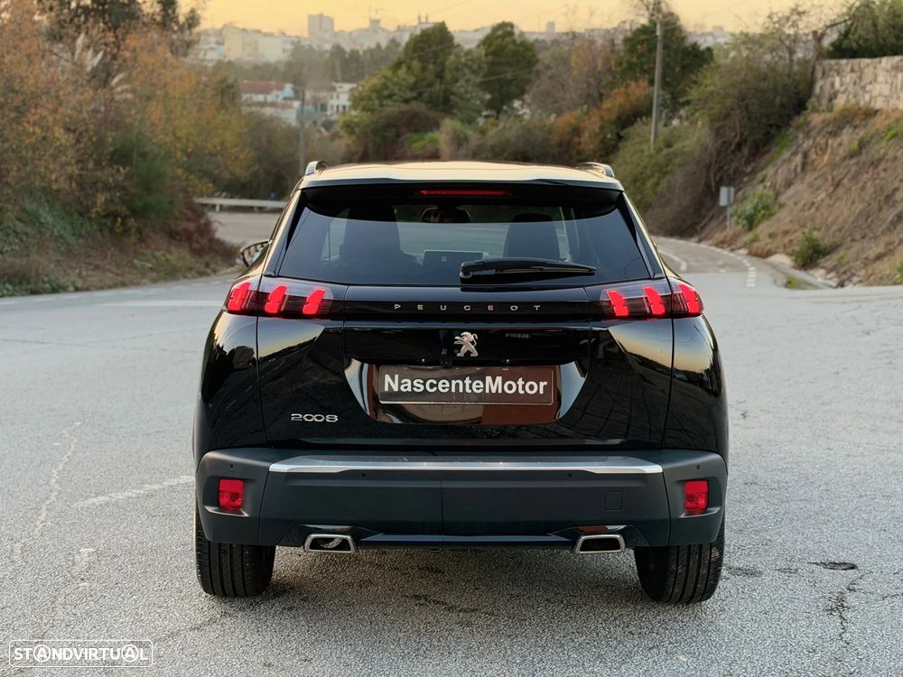Peugeot 2008 1.2 PureTech Allure Pack EAT8 - 14