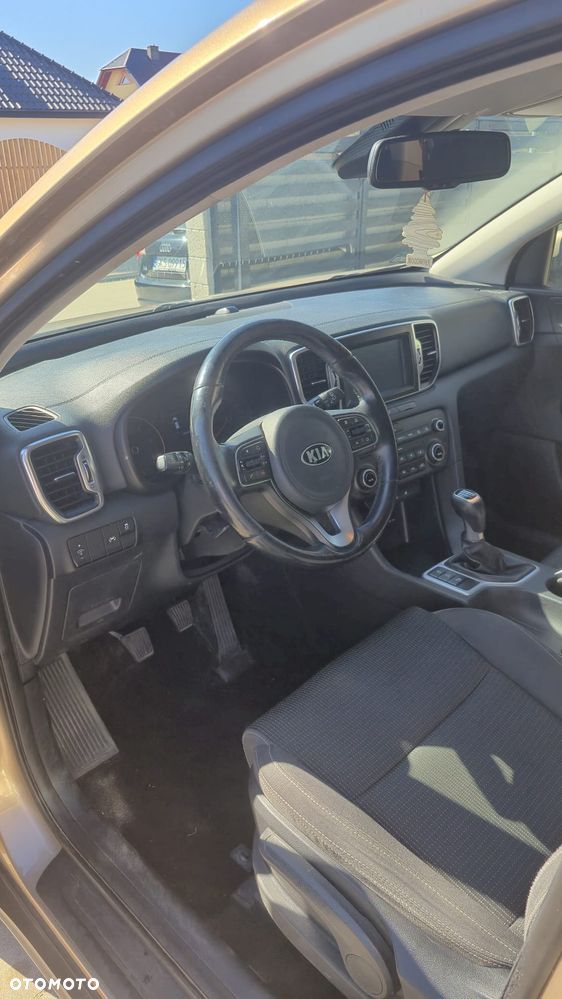 Kia Sportage - 10