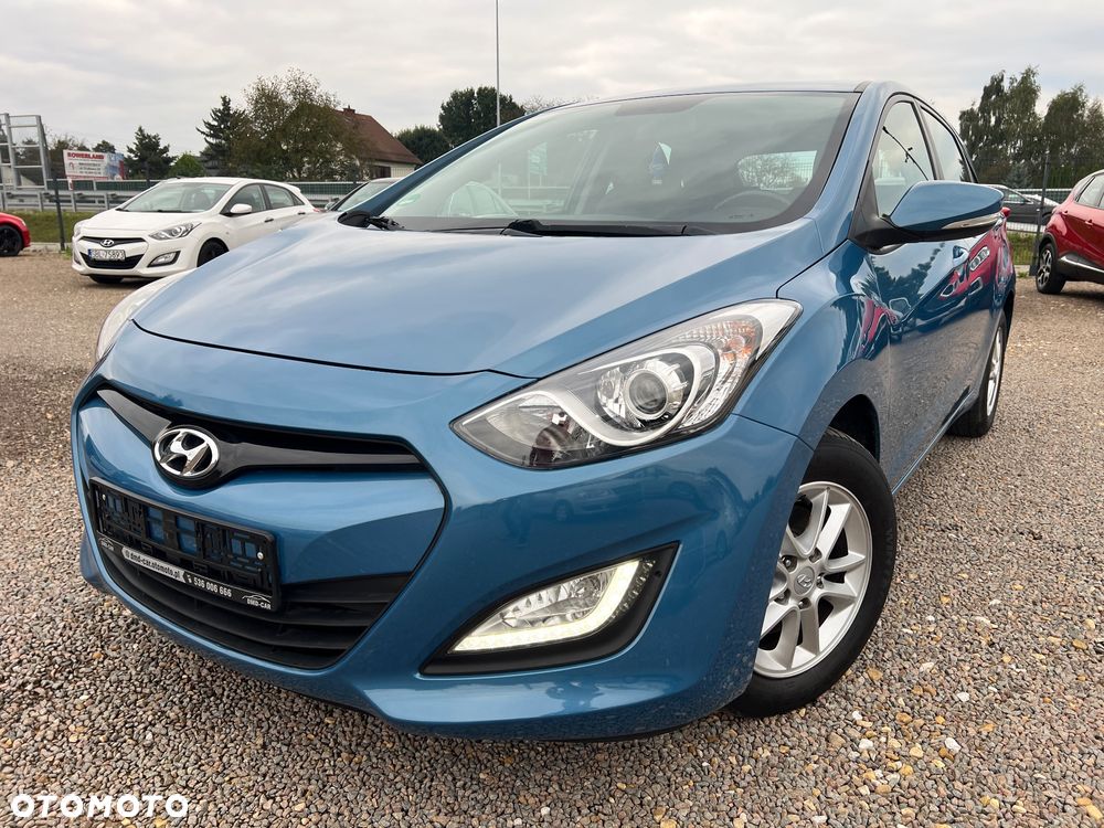 Hyundai i30 1.4 Intro Edition - 3