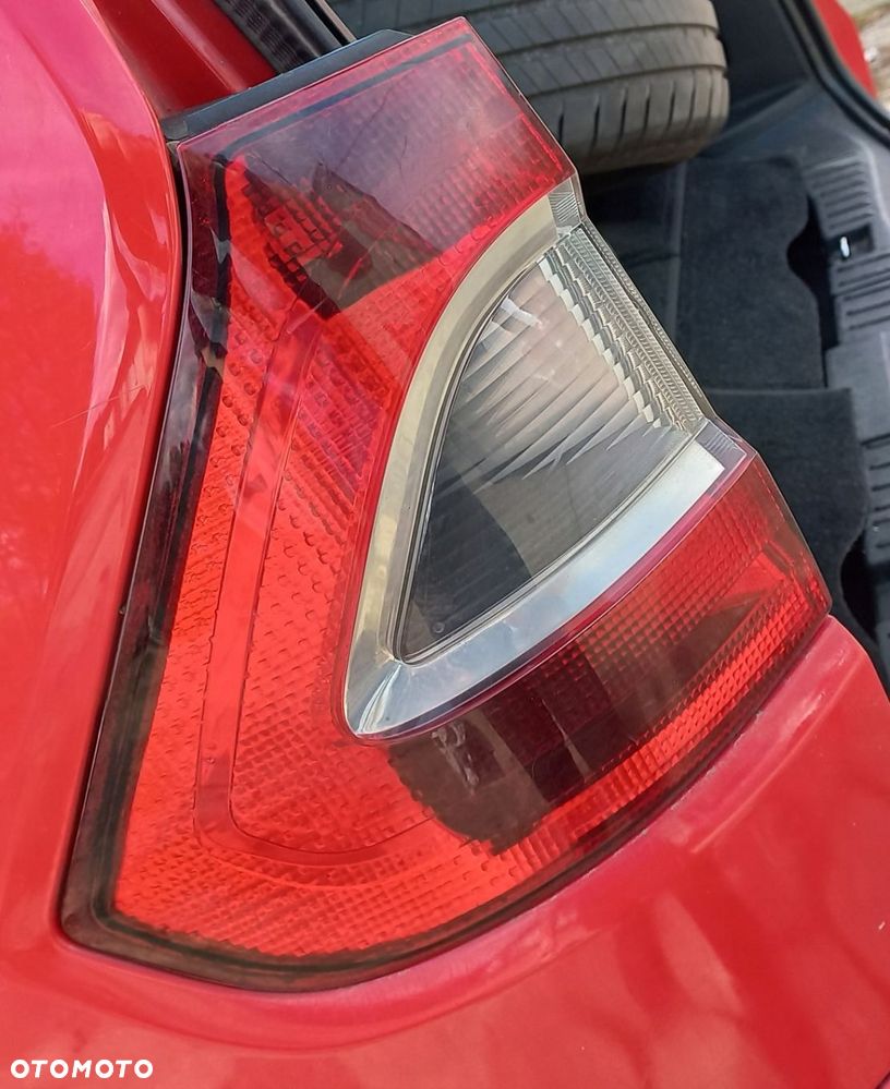 LAMPA TYLNA LEWA FORD GALAXY MK3 - 2