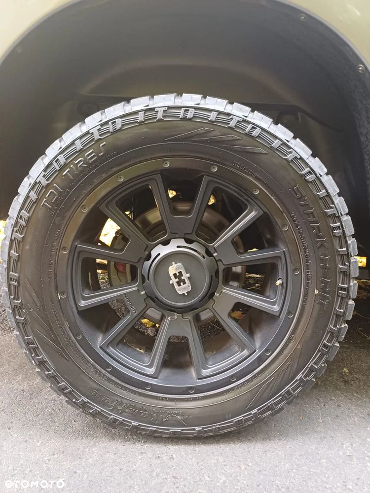 Dodge RAM 1500 5.7 4x4 - 8