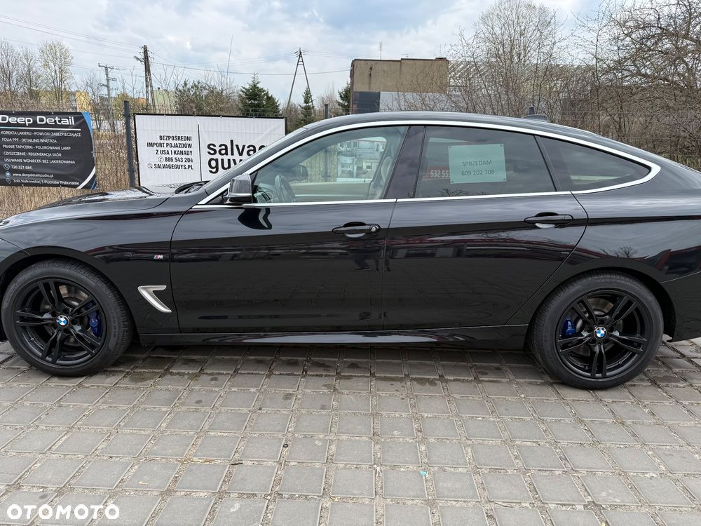 BMW Seria 3 330i xDrive M Sport - 9