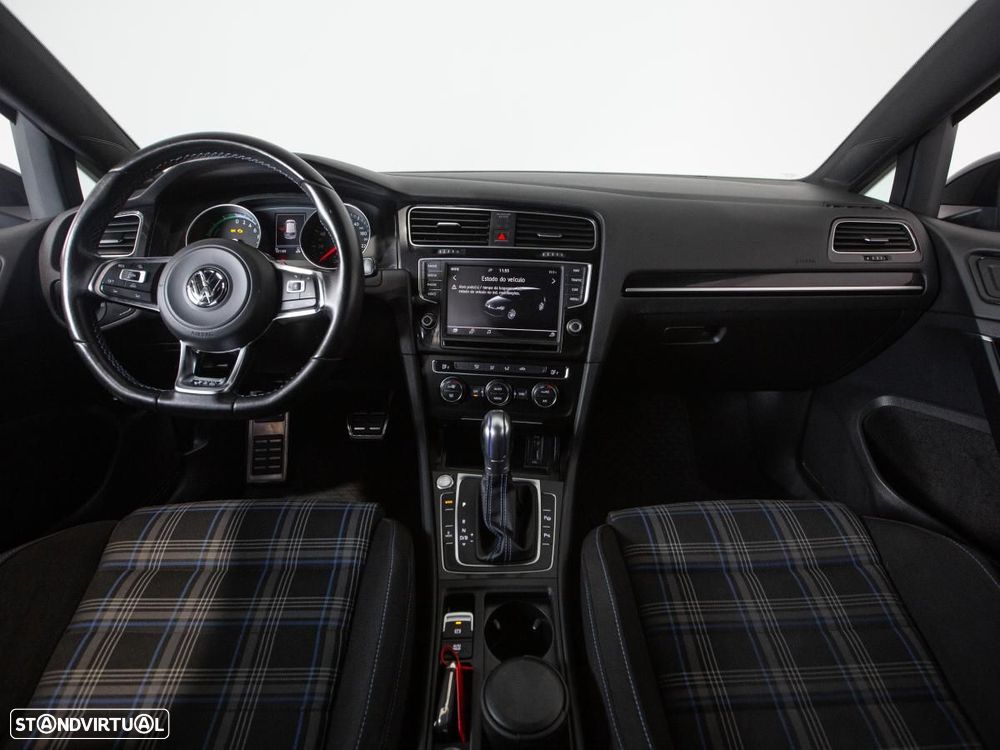 VW Golf 1.4 GTE Plug-in - 6
