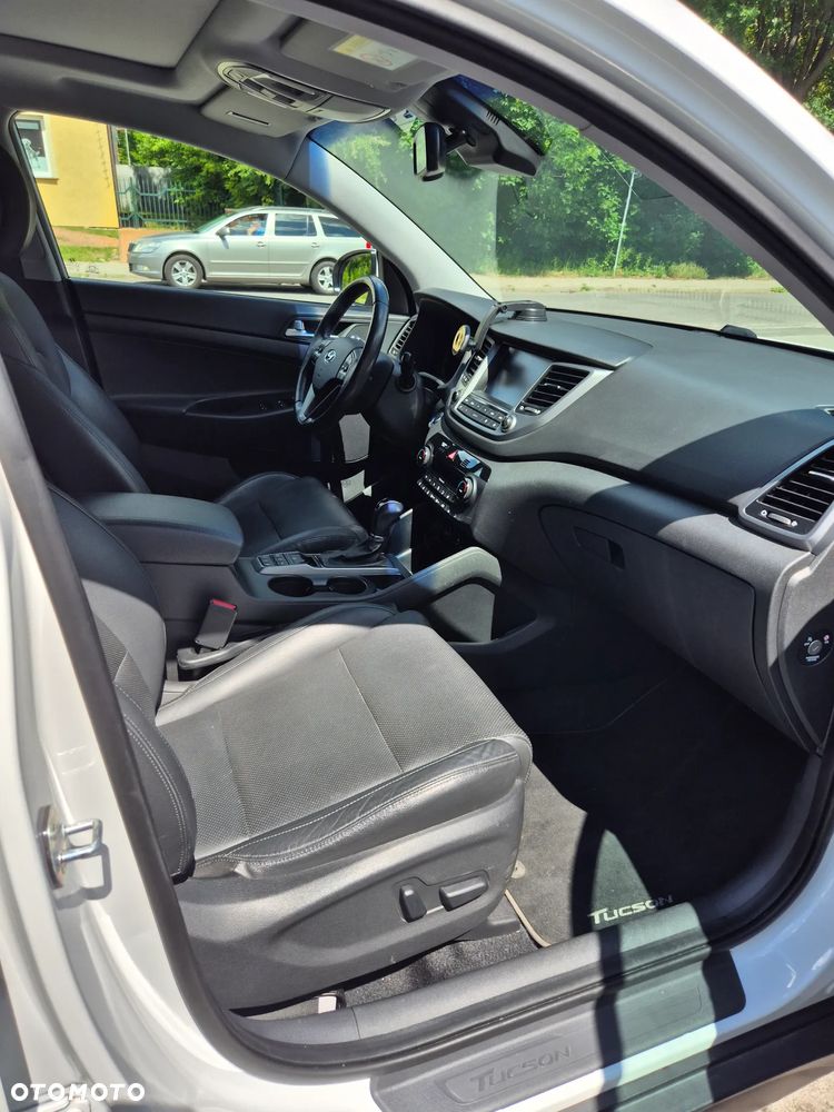 Hyundai Tucson blue 1.7 CRDi 2WD DCT Premium - 17