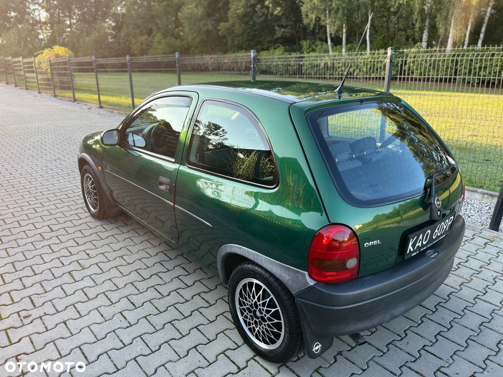 Opel Corsa - 3