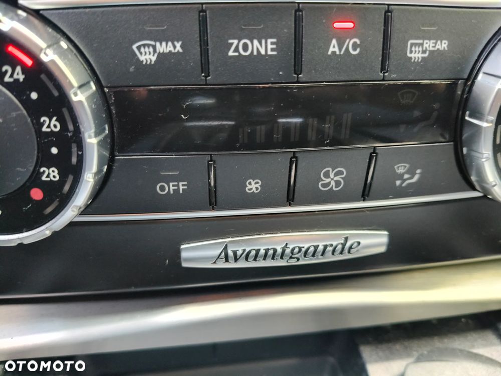 Mercedes-Benz Klasa C 220 (BlueTEC) d T Avantgarde - 22