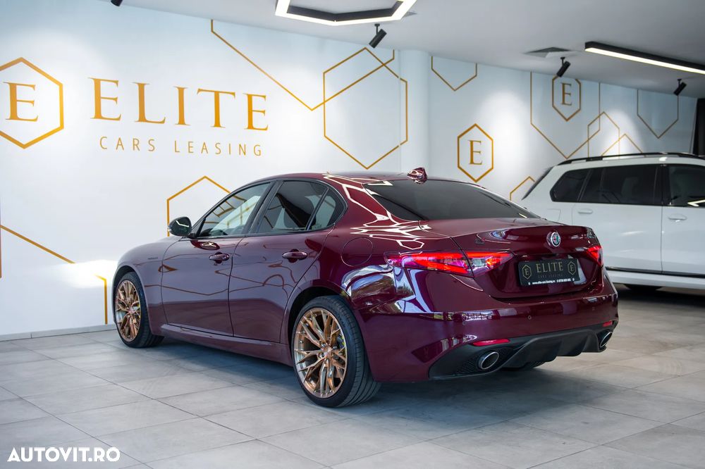 Alfa Romeo Giulia 2.0 Turbo AWD AT8 Veloce - 5