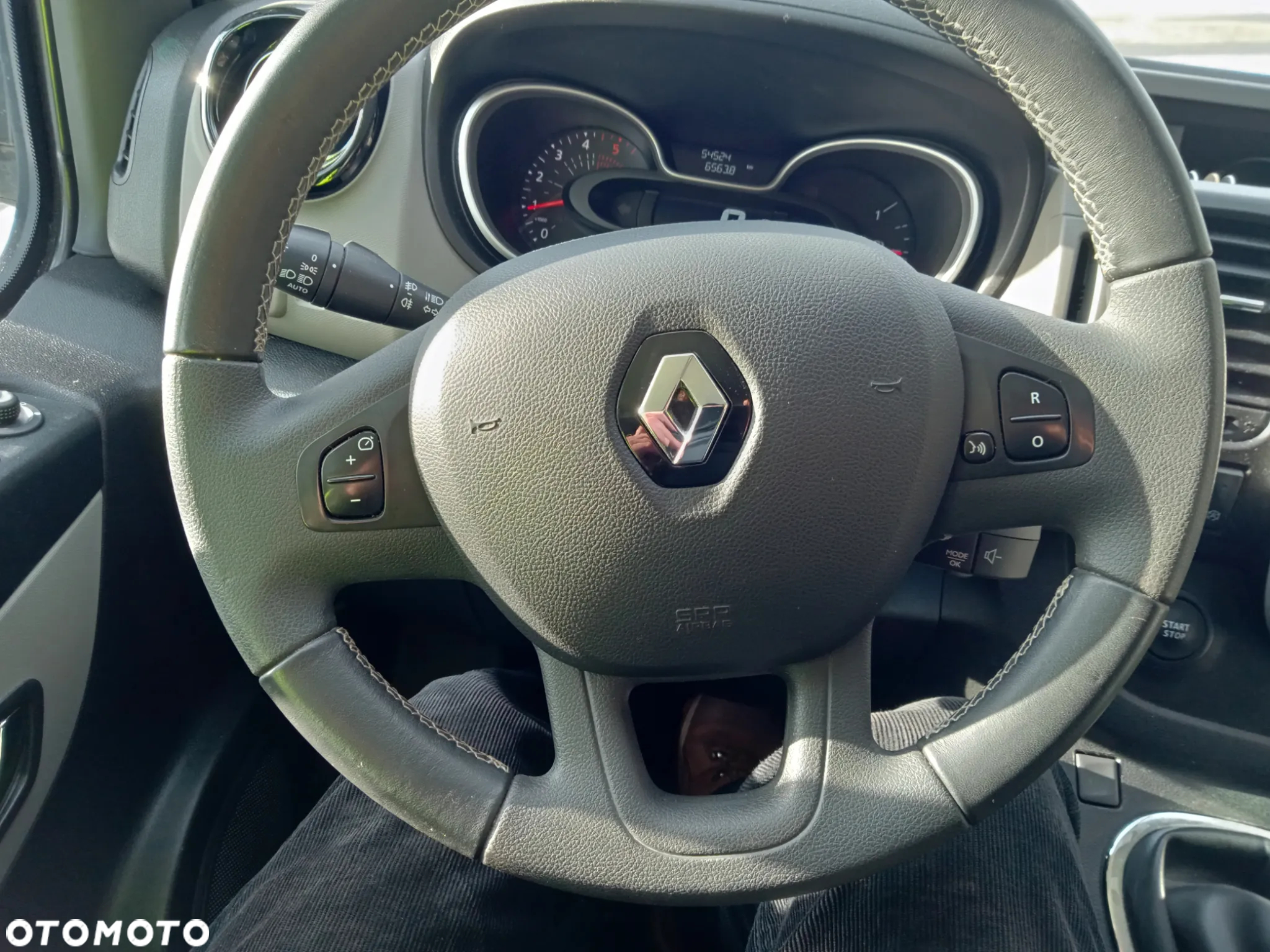 Renault Trafic - 15