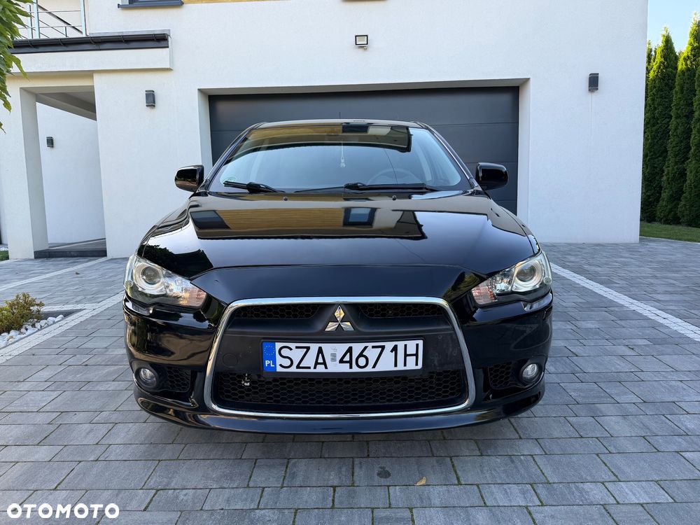 Mitsubishi Lancer - 2