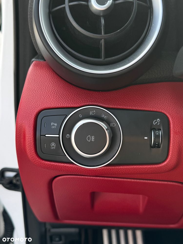 Alfa Romeo Giulia 2.0 Turbo Veloce TI Q4 - 18