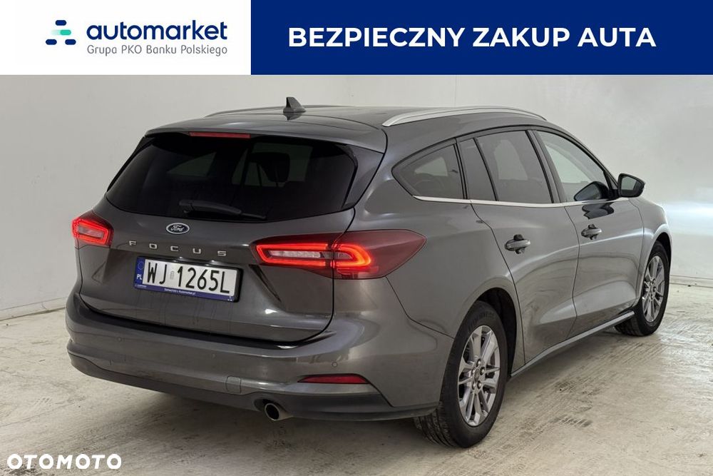Ford Focus 1.0 EcoBoost Titanium - 4