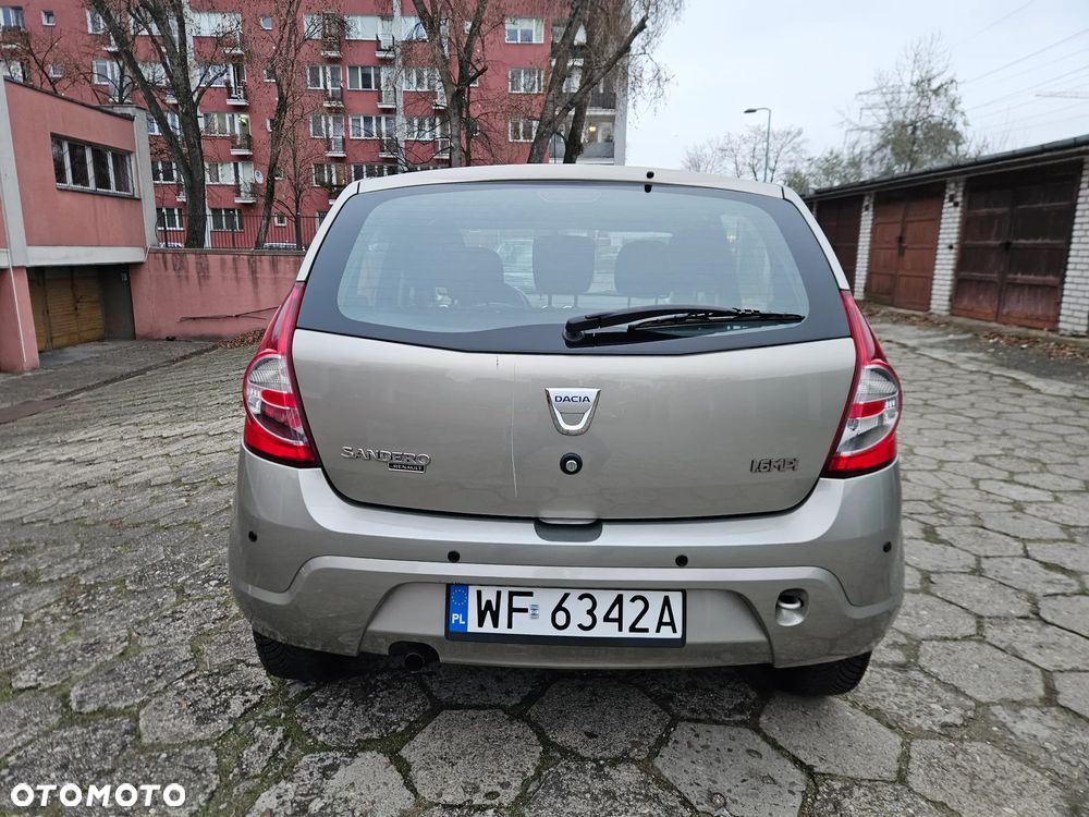 Dacia Sandero 1.6 Laureate - 6