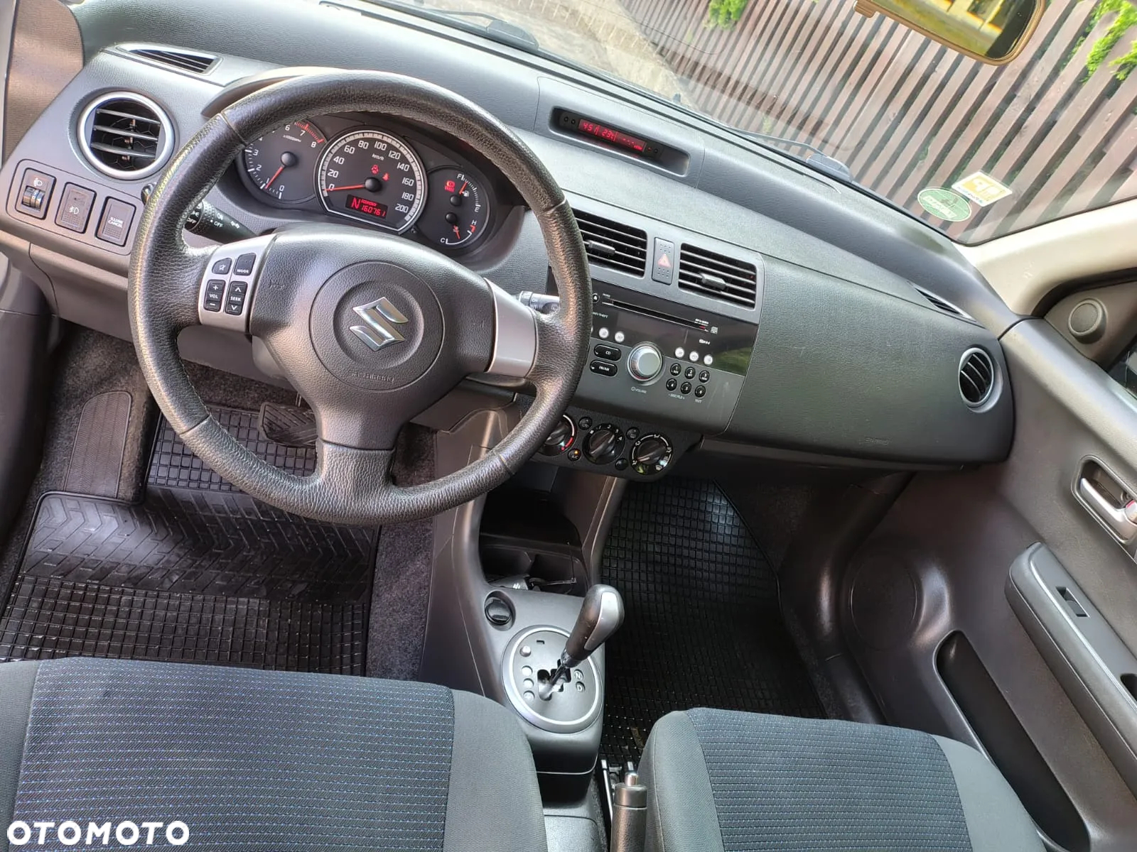 Suzuki Swift 1.3 A-M-T Comfort - 23