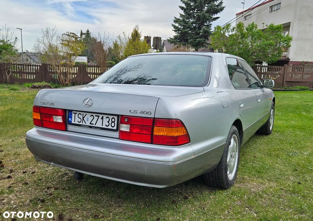 Lexus LS Standard - 9