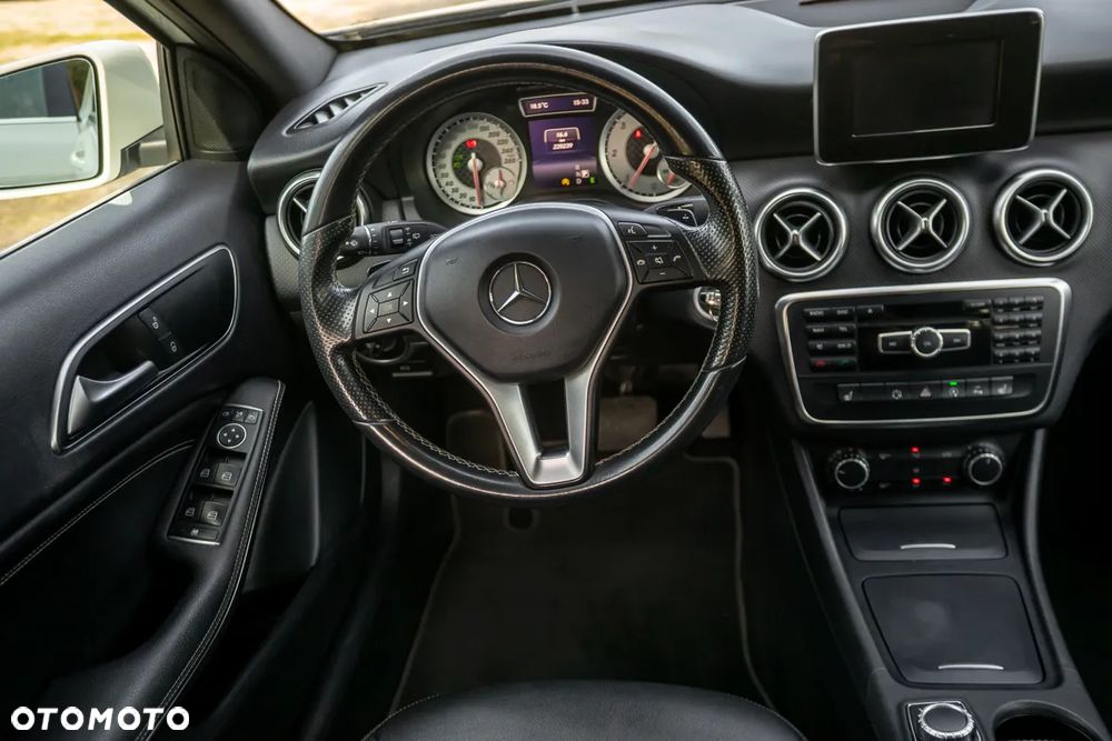 Mercedes-Benz Klasa A 200 CDI 7G-DCT - 33