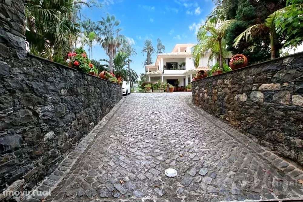 Viver com Elegância, Beleza Intemporal e Espaço Abundante: Uma Casa Se - Grande imagem: 2/38