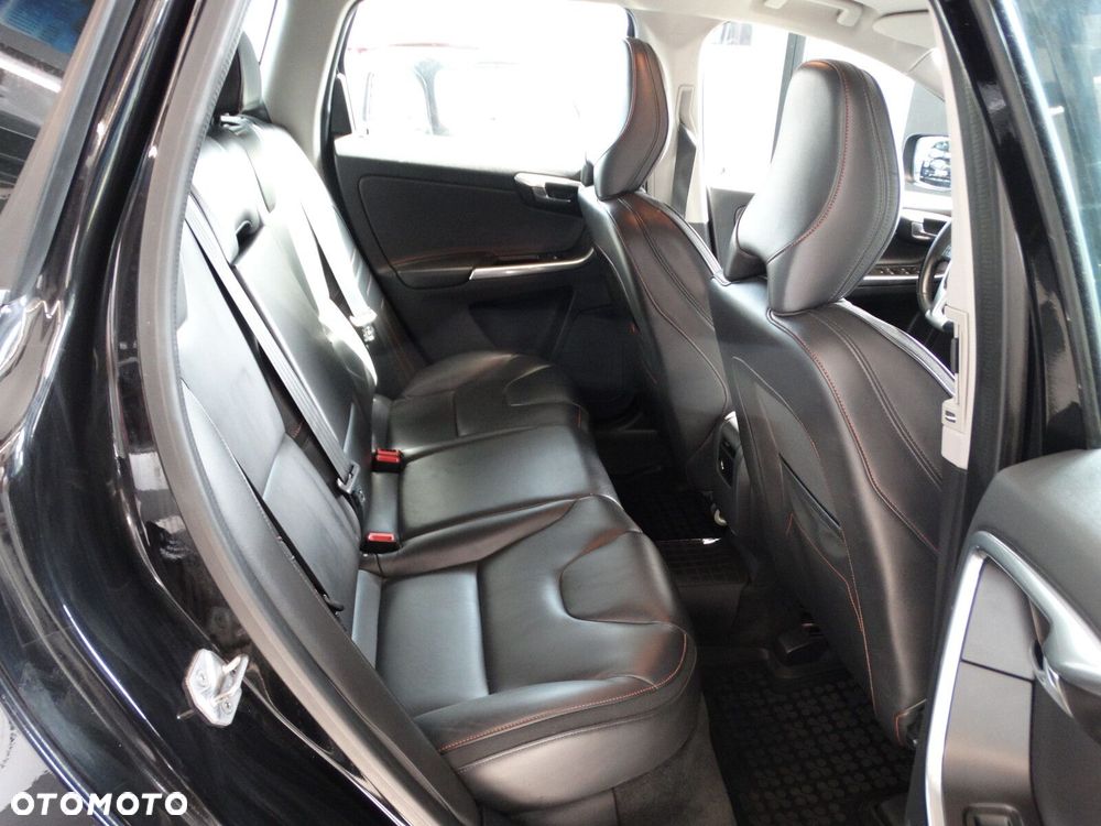 Volvo XC 60 - 32
