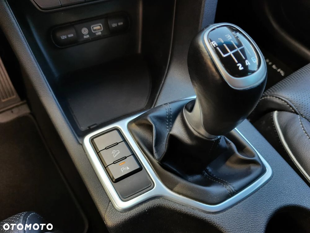 Kia Sportage 1.6 GDI Business Line 2WD - 25