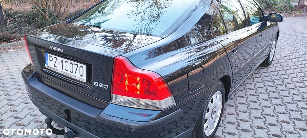 Volvo S60 2.4 Black Edition - 10