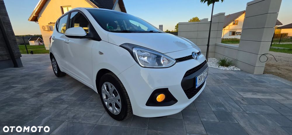 Hyundai i10 1.1 FIFA WM Edition - 22