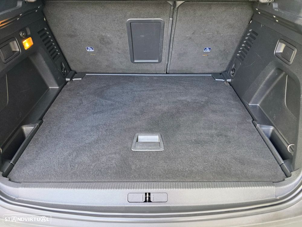 Peugeot 3008 1.6 BlueHDi Allure EAT6 J18 - 57