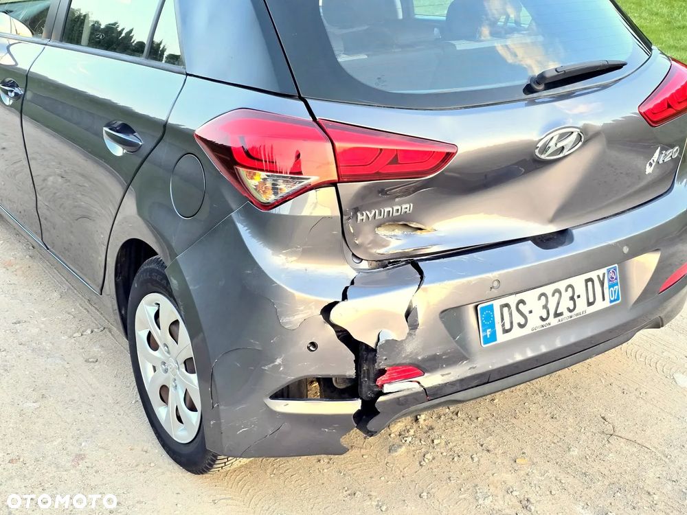 Hyundai i20 1.1 CRDi Passion - 10