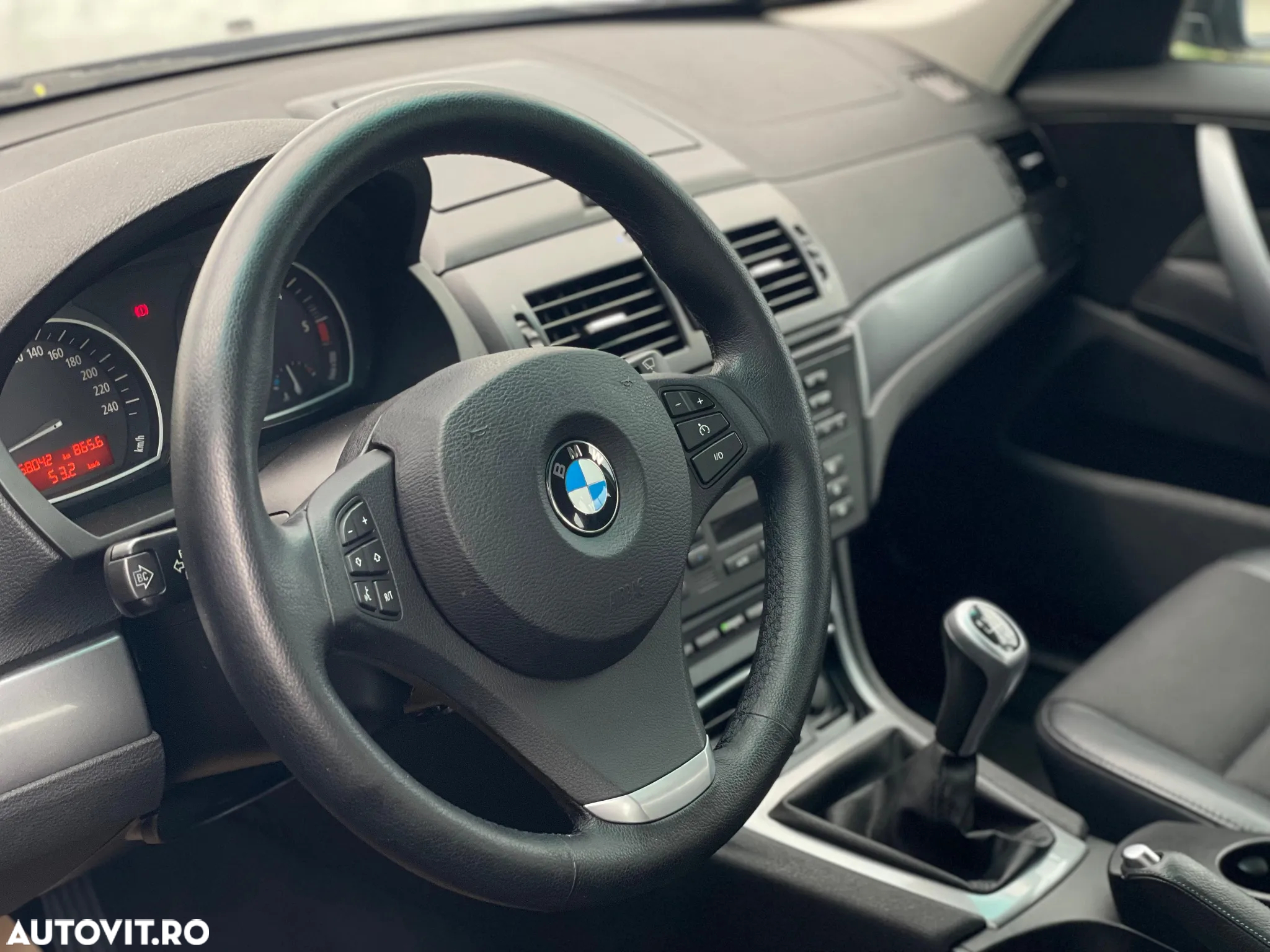 BMW X3 xDrive18d - 26