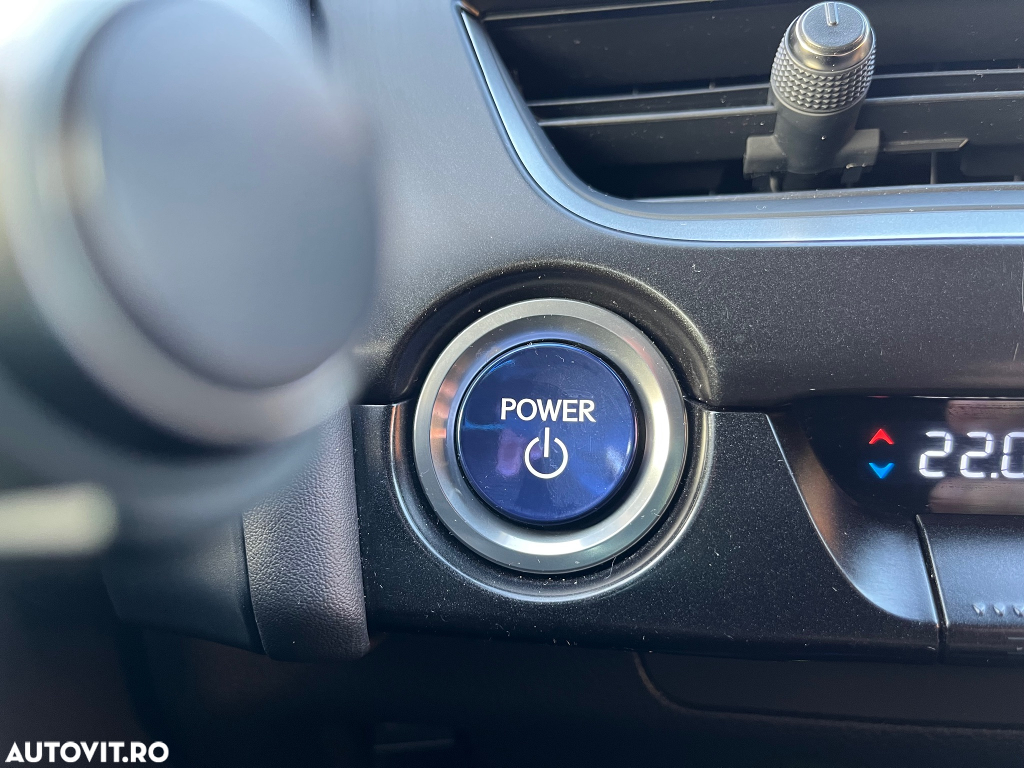 Lexus UX 250h 2.0L HEV 20H- (178 HP) 4X4 CVT Luxury - 30