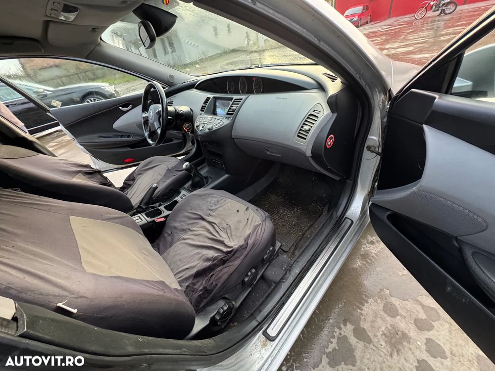 Dezmembram Nissan Primera 2003 motor 1.8b break - 4