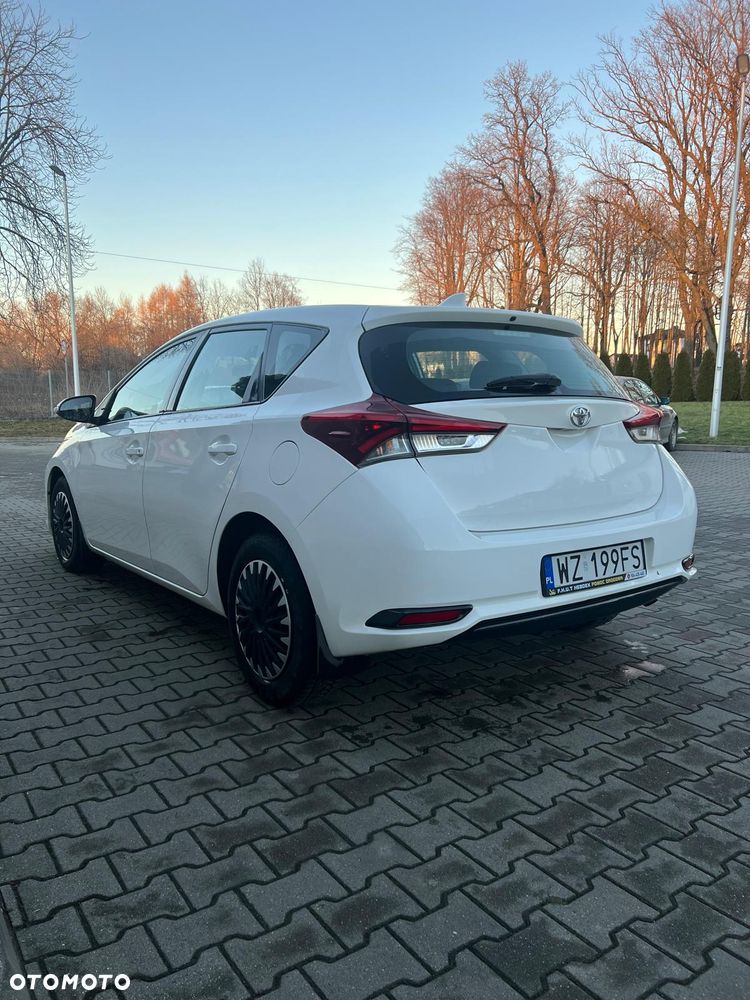 Toyota Auris 1.4 D-4D Comfort - 6