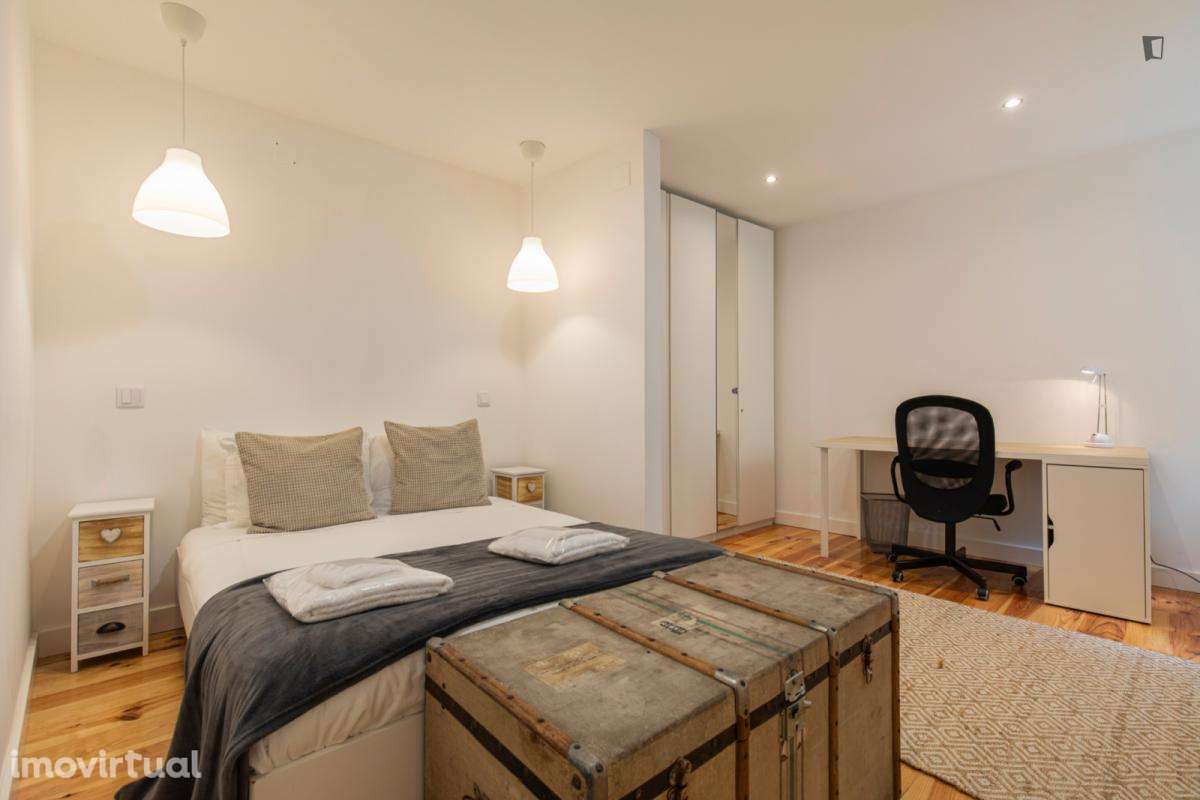 Apartamento com 2 quartos - localizado em São Bento Lisbon - Grande imagem: 3/40
