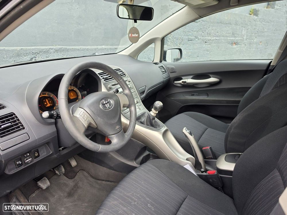 Toyota Auris 1.33 VVT-i Comfort+J16 - 7
