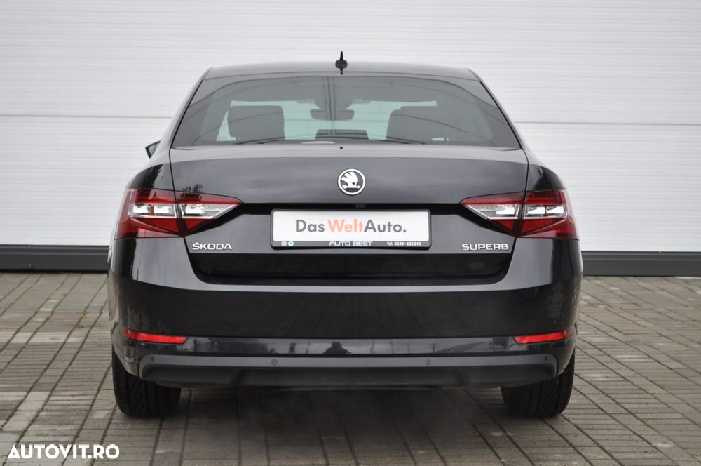 Skoda Superb 2.0 TDI DSG Laurin & Klement - 14