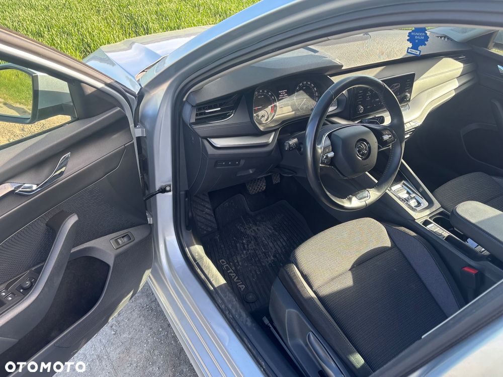 Skoda Octavia 2.0 TDI SCR Ambition DSG - 11