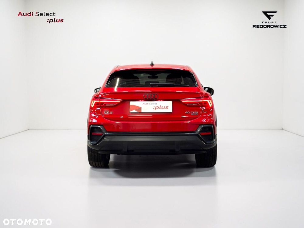 Audi Q3 Sportback - 8