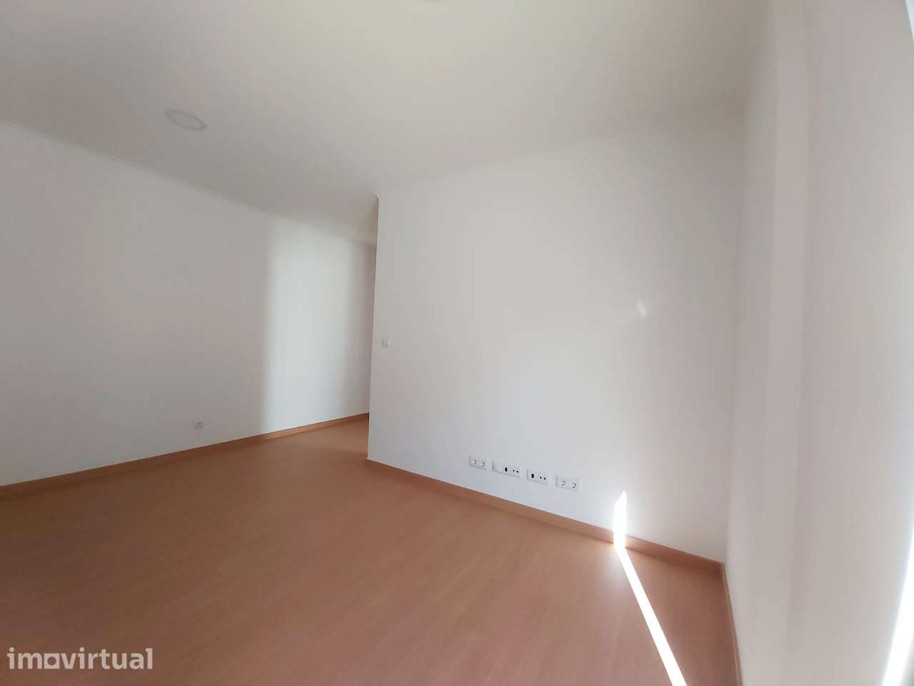 Apartamento T1 R/C em Pátio privado - Grande imagem: 4/10