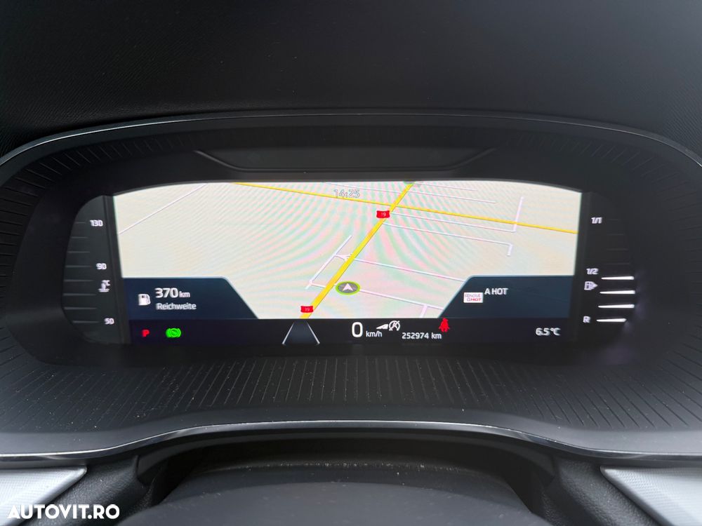 Skoda Octavia 2.0 TDI DSG Style - 22