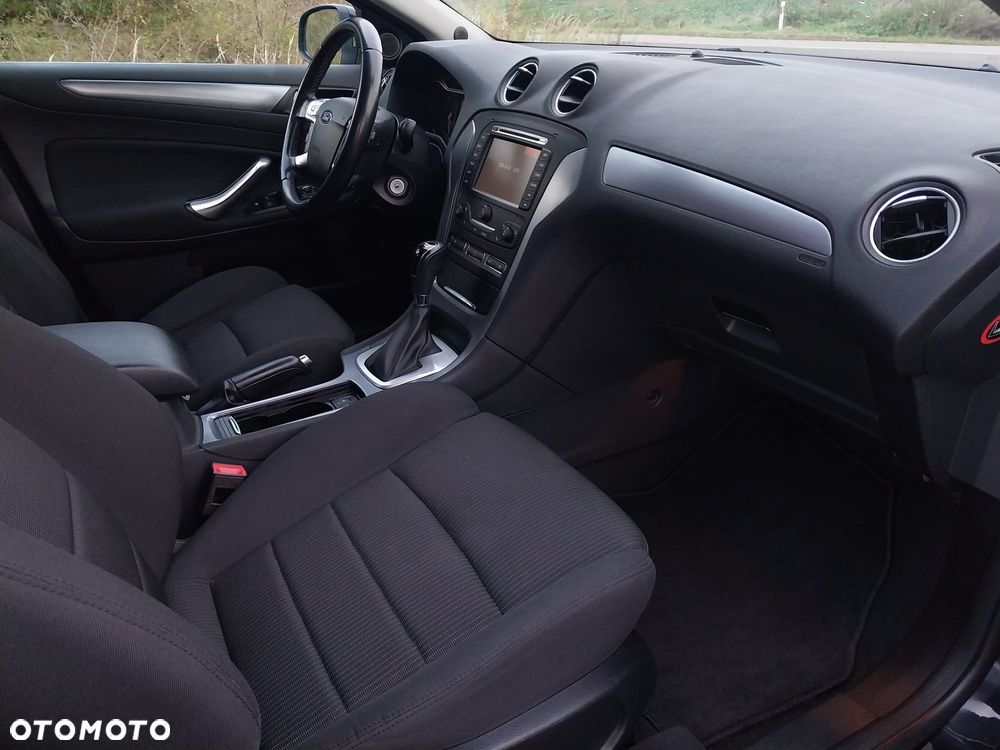 Ford Mondeo 2.0 EcoBoost Titanium X - 10