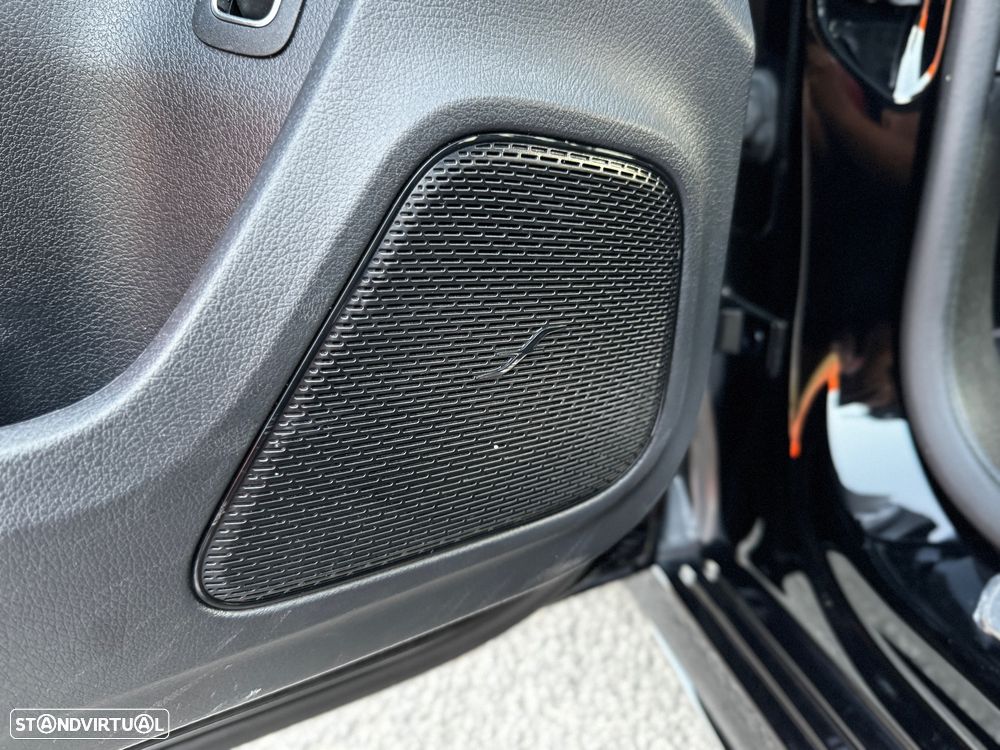 Mercedes-Benz A 250 e 8G-DCT Edition AMG Line - 33