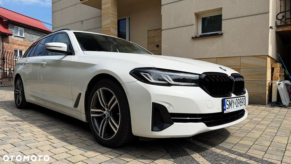 BMW Seria 5 520d Sport Line - 13