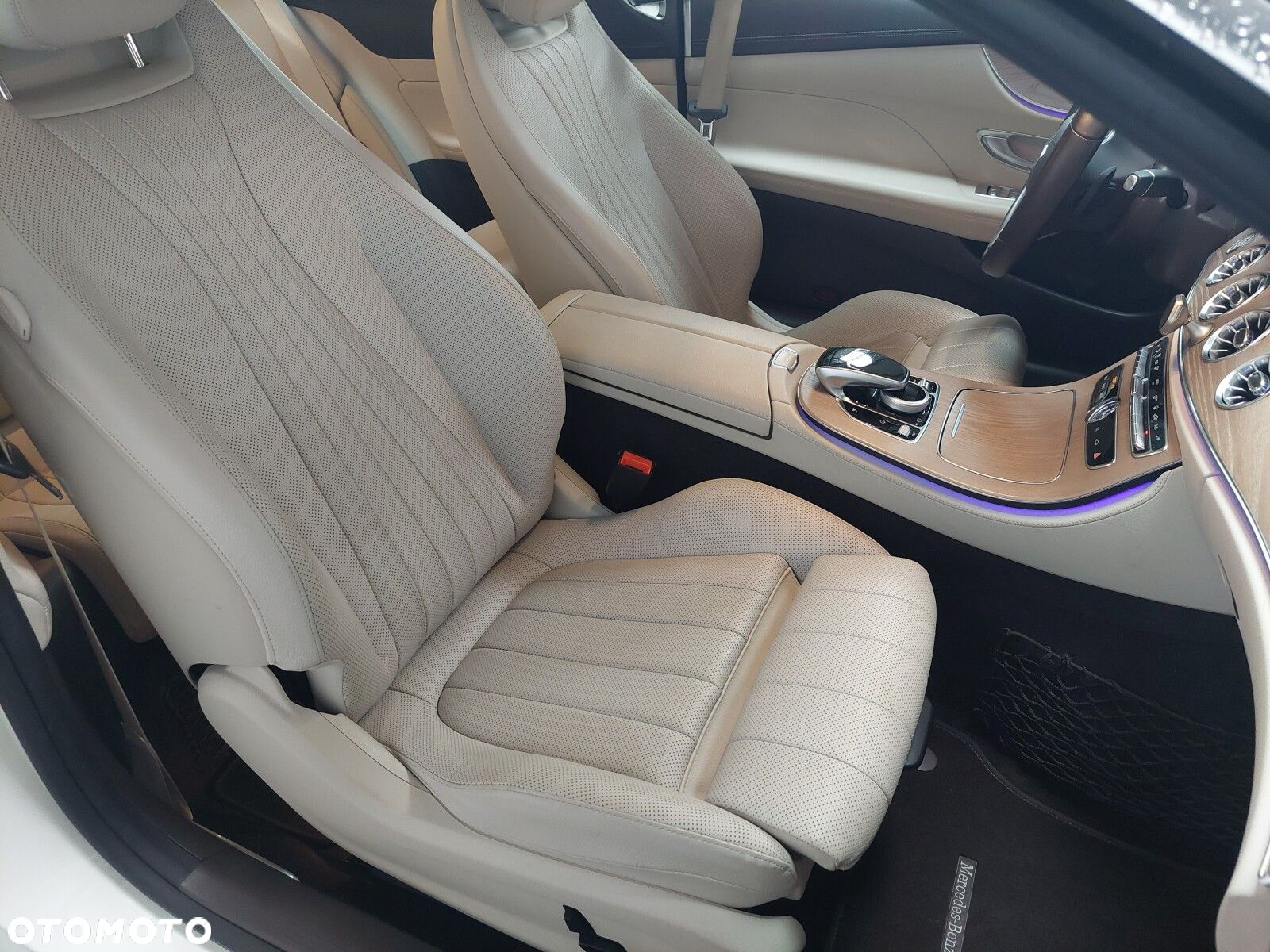 Mercedes-Benz Klasa E - 18
