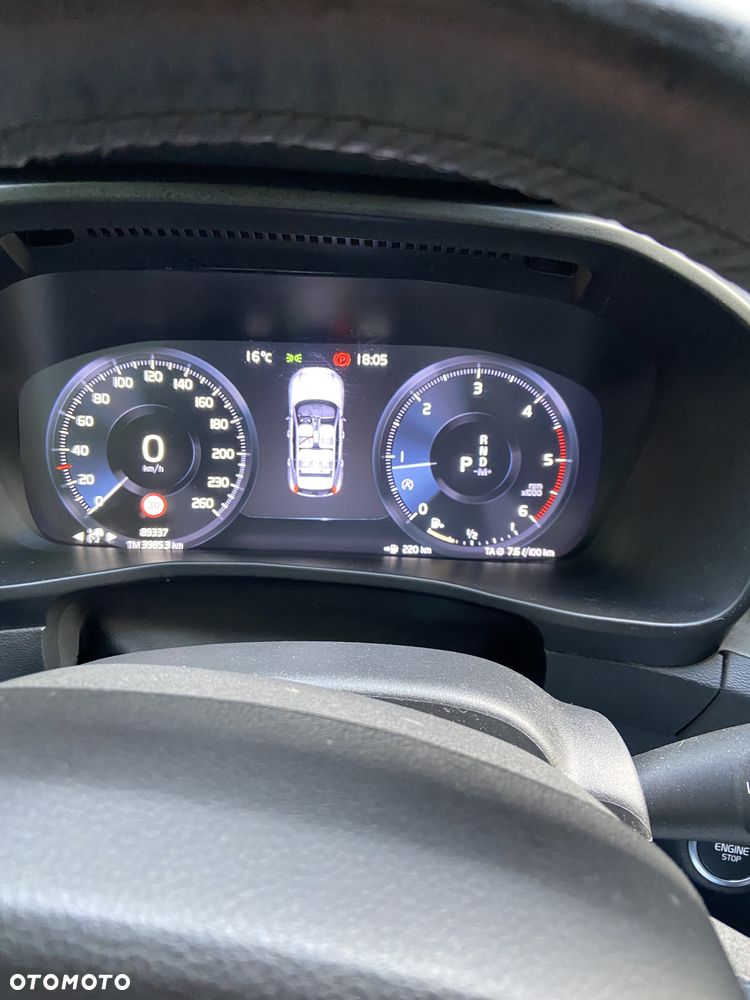 Volvo XC 40 D4 AWD Inscription - 17