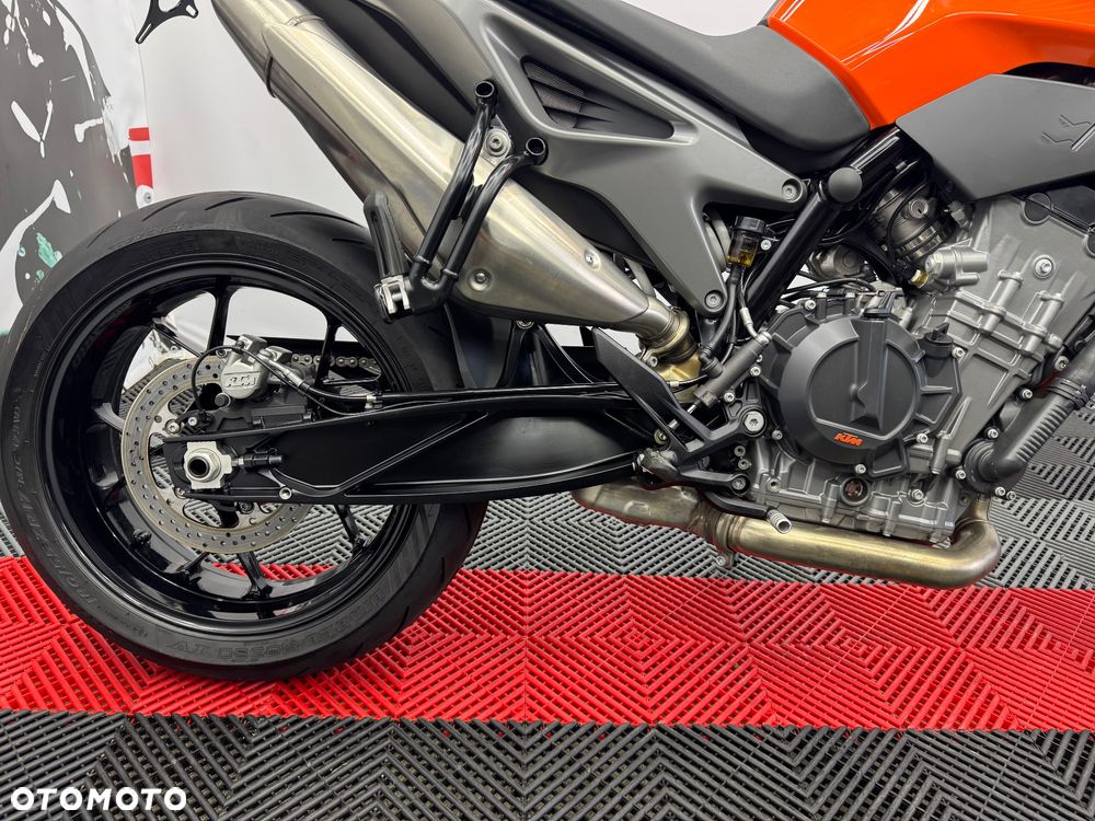 KTM Duke - 40
