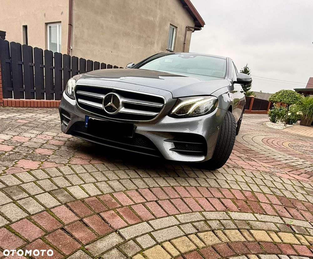 Mercedes-Benz Klasa E 220 d 9G-TRONIC - 13