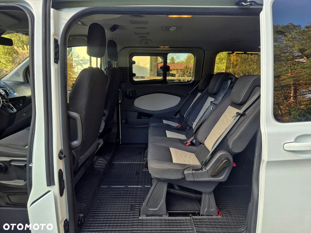 Ford Tourneo Custom 2.0 TDCi L2 Titanium SelectShift - 17