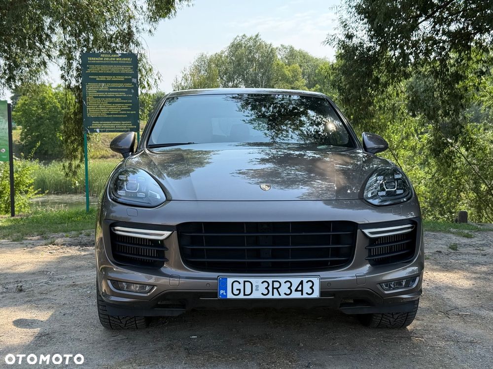 Porsche Cayenne GTS Tiptronic S - 3