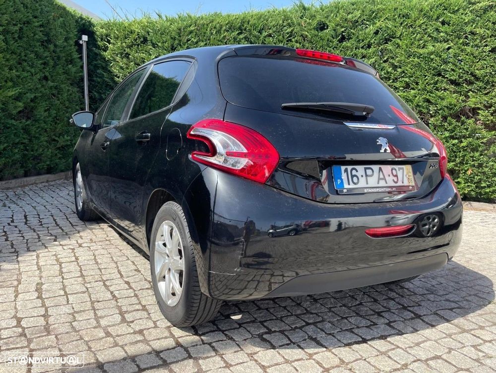 Peugeot 208 1.2 PureTech Active - 5